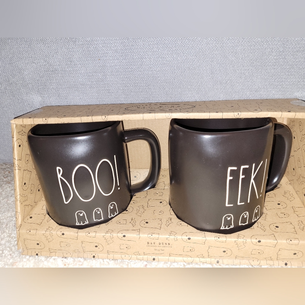 Rae Dunn boxed set of 2 Halloween mugs, NEW